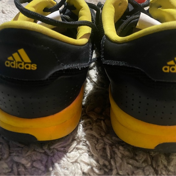 Running shoe - Picture 4 of 5